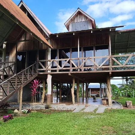 My Hostel Paradise, Rio Celeste!